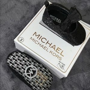 Michael Kors size 3 Black Sparkle baby shoes